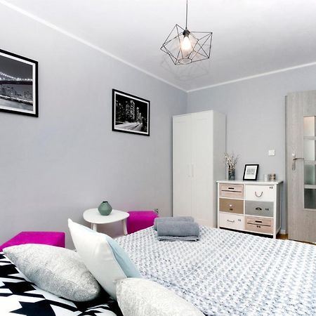 Clicktheflat Hoza Street Apart Rooms Warsaw Exterior photo